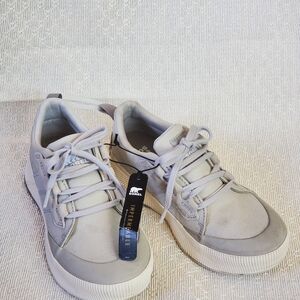 Sorel Light Gray Low-Top Lace-Up Sneakers